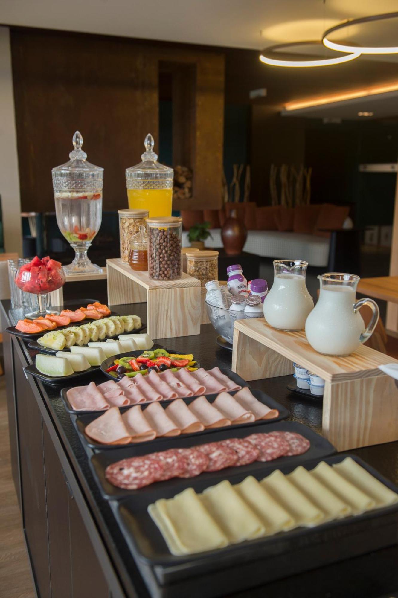 Pinot Hotel Campos do Jordão Zewnętrze zdjęcie